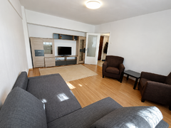 Titulescu, apartament cu balcon cat o camera, metrou la 2 minute